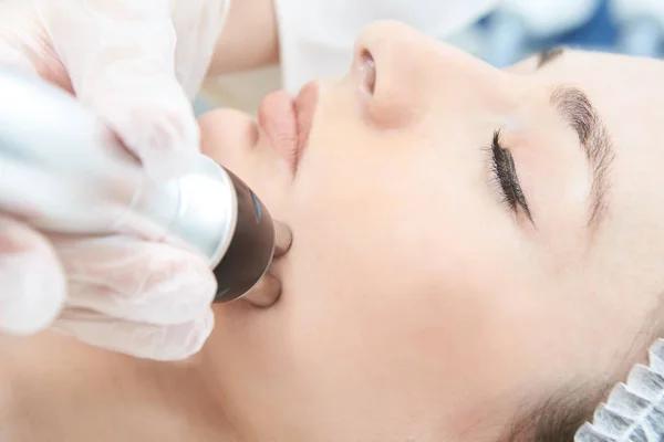 Transform Your Skin: The Benefits of Microneedling for Texture and Scar Reduction