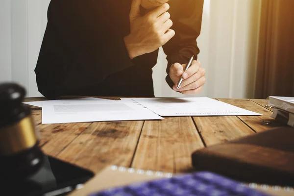 How a Personal Injury Law Firm Beverly Hills Can Maximize Your Compensation