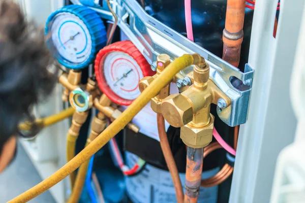 Air Conditioning Service for Businesses: Keep Employees Comfortable