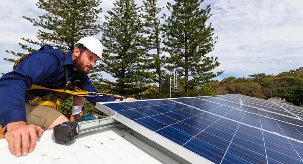 How Solar Installation Boosts Property Value